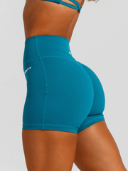 Base 4" Scrunch Shorts#colour_cove