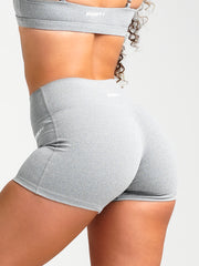 Luxe Marle 4" Essential Shorts#colour_light-grey